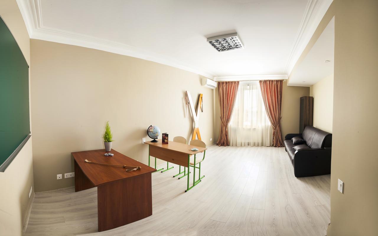 Dating Hotel Cherry Twins (Adults Only) Киев Экстерьер фото
